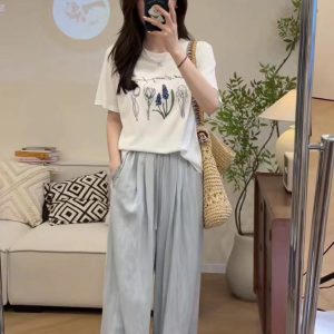 Trending Round Neck Print T-Shirt and Blue Wide-Leg Pants Set