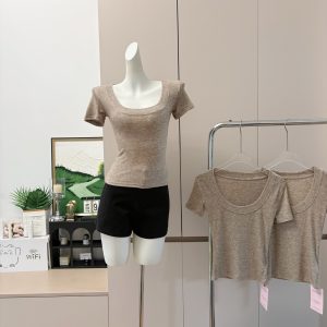 UNOONE Oxygen Tee Women's Summer Slim Fit Deep U-Neck Short Sleeve Top