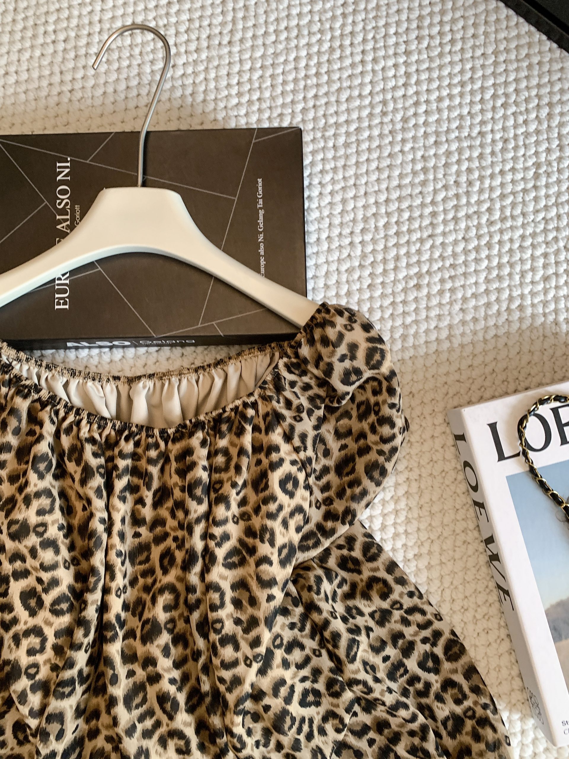 Sexy Leopard Print Off-Shoulder Chiffon Top with Lantern Sleeves - Image 4